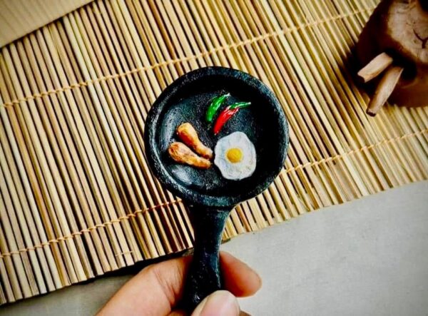 Frypan marble stone fridge magnet