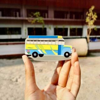 School bus acrylic fridge magnet