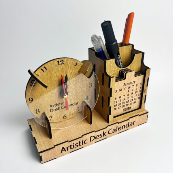 ARTISTIC DESK CALENDAR .04