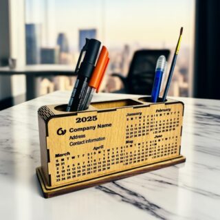 ARTISTIC DESK CALENDAR .1
